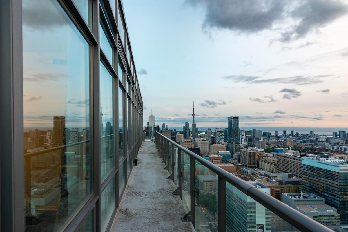 Great View High Rise In Central Toronto Exterior foto
