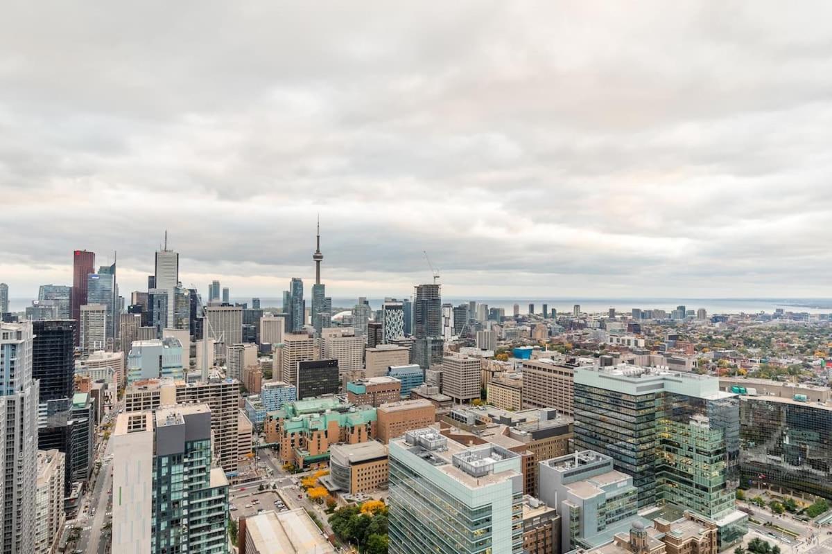 Great View High Rise In Central Toronto Exterior foto